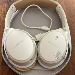 Bose QC35 Headphones